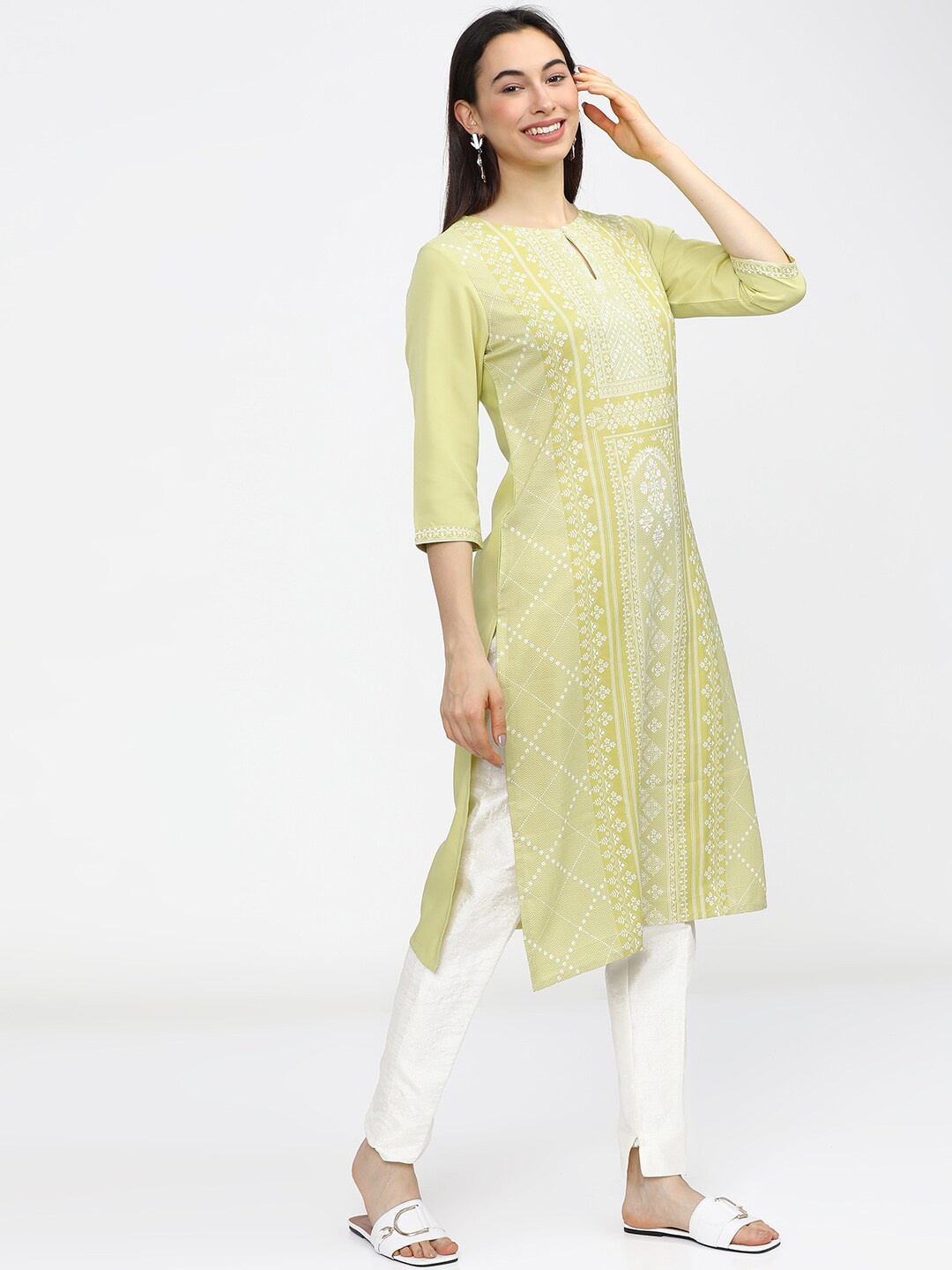 

KETCH Women Lime Green & Off White Floral Printed Keyhole Neck Kurta