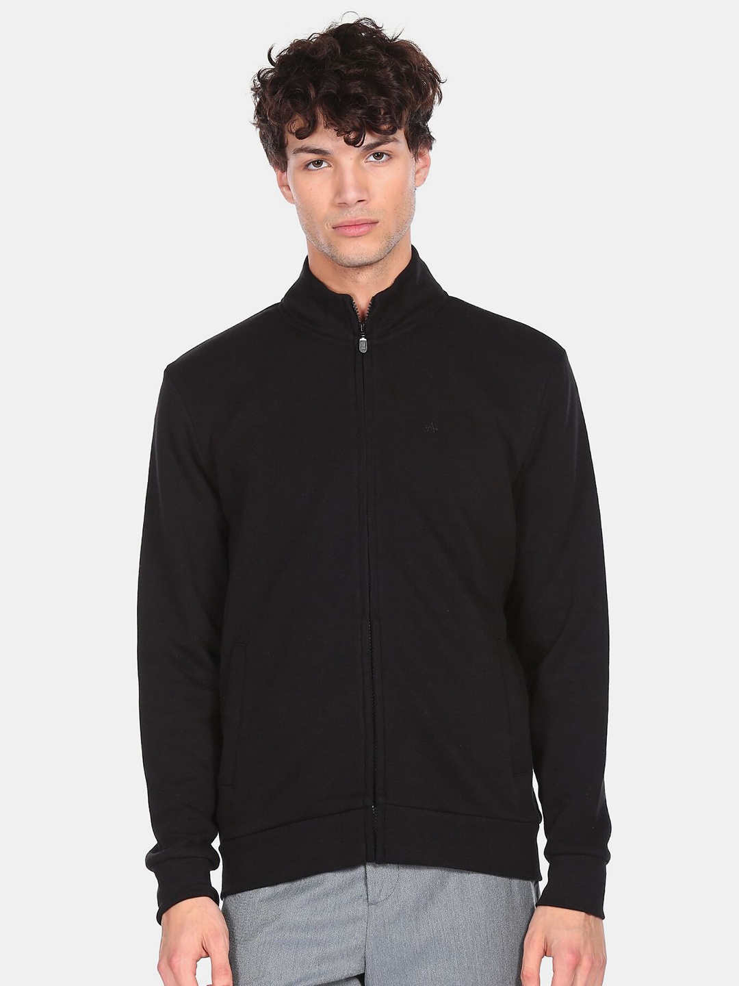 

Arrow Sport Men Black Solid Sweatshirt