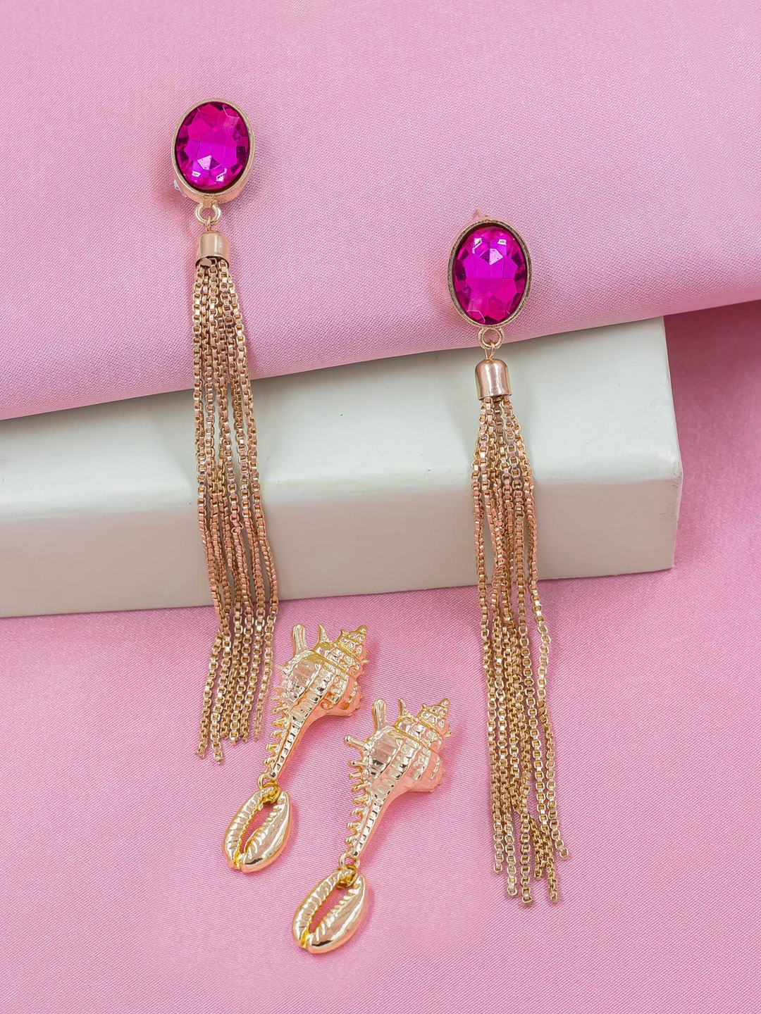 

Bellofox Gold-Toned Contemporary Drop Earrings