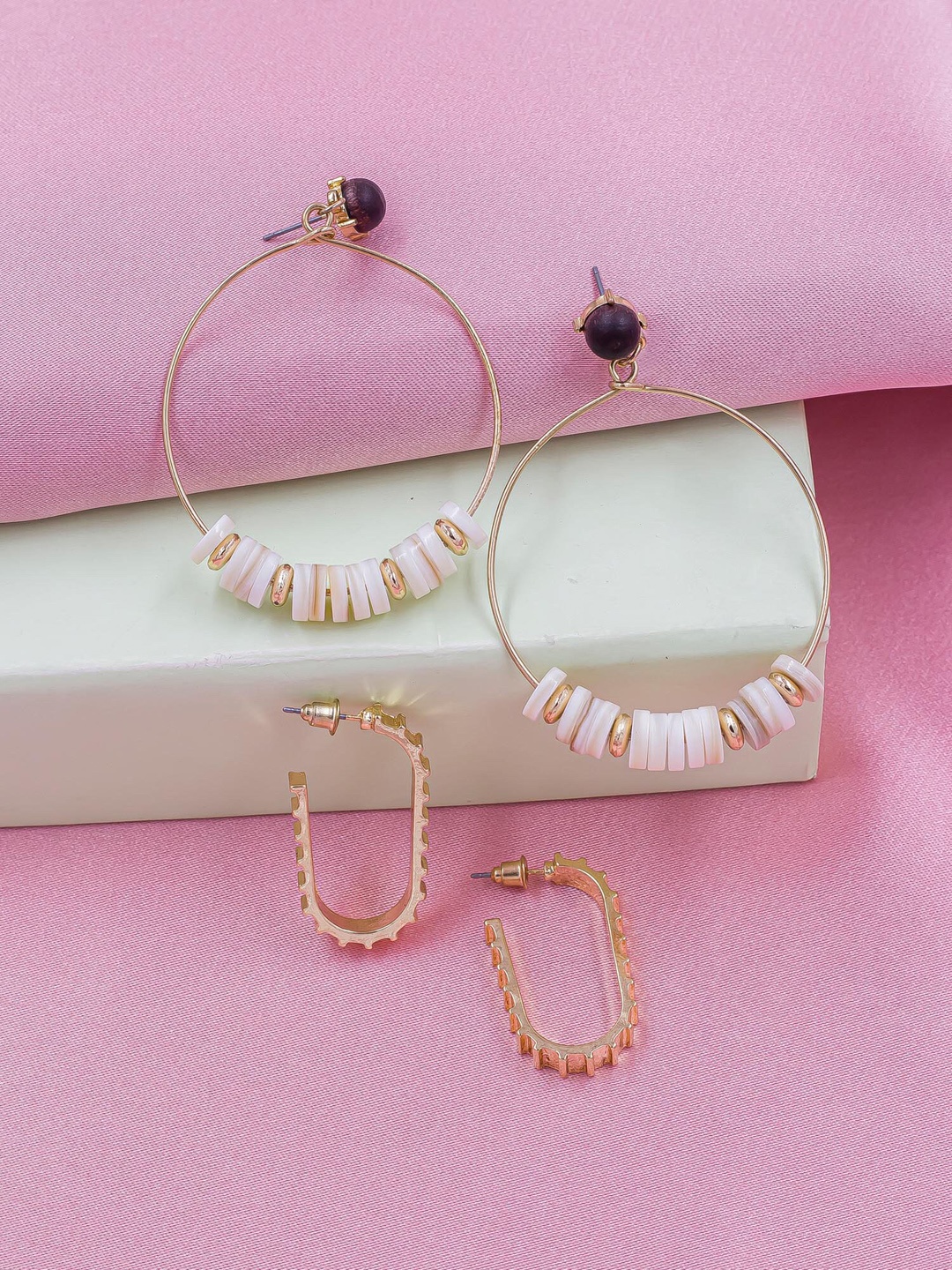 

Bellofox White Contemporary Drop Earrings