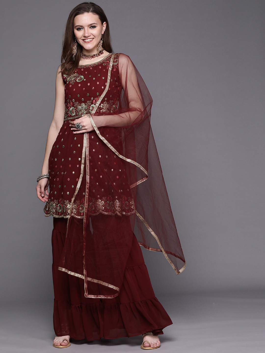 

Chhabra 555 Women Maroon & Green Embroidered Scalloped Zari Work Made To Measure Kurta Set