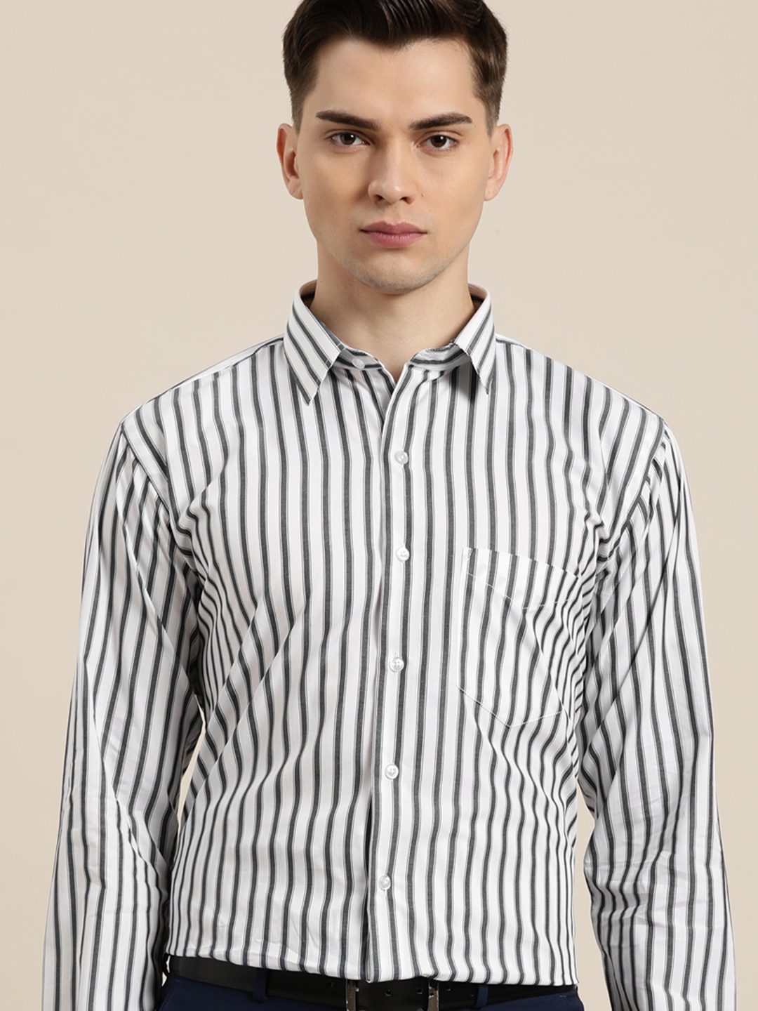

Hancock Men White & Grey Pure Cotton Slim Fit Striped Formal Shirt