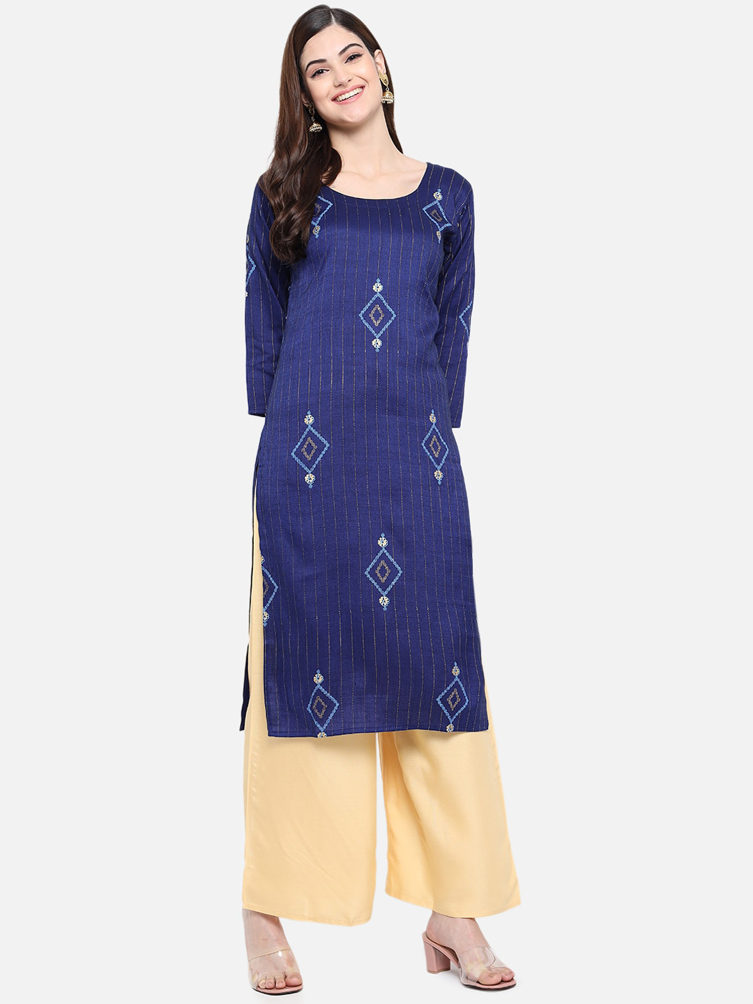 

GRACIT Woman Navy Blue Floral Printed Cotton Silk Kurta with Palazzos