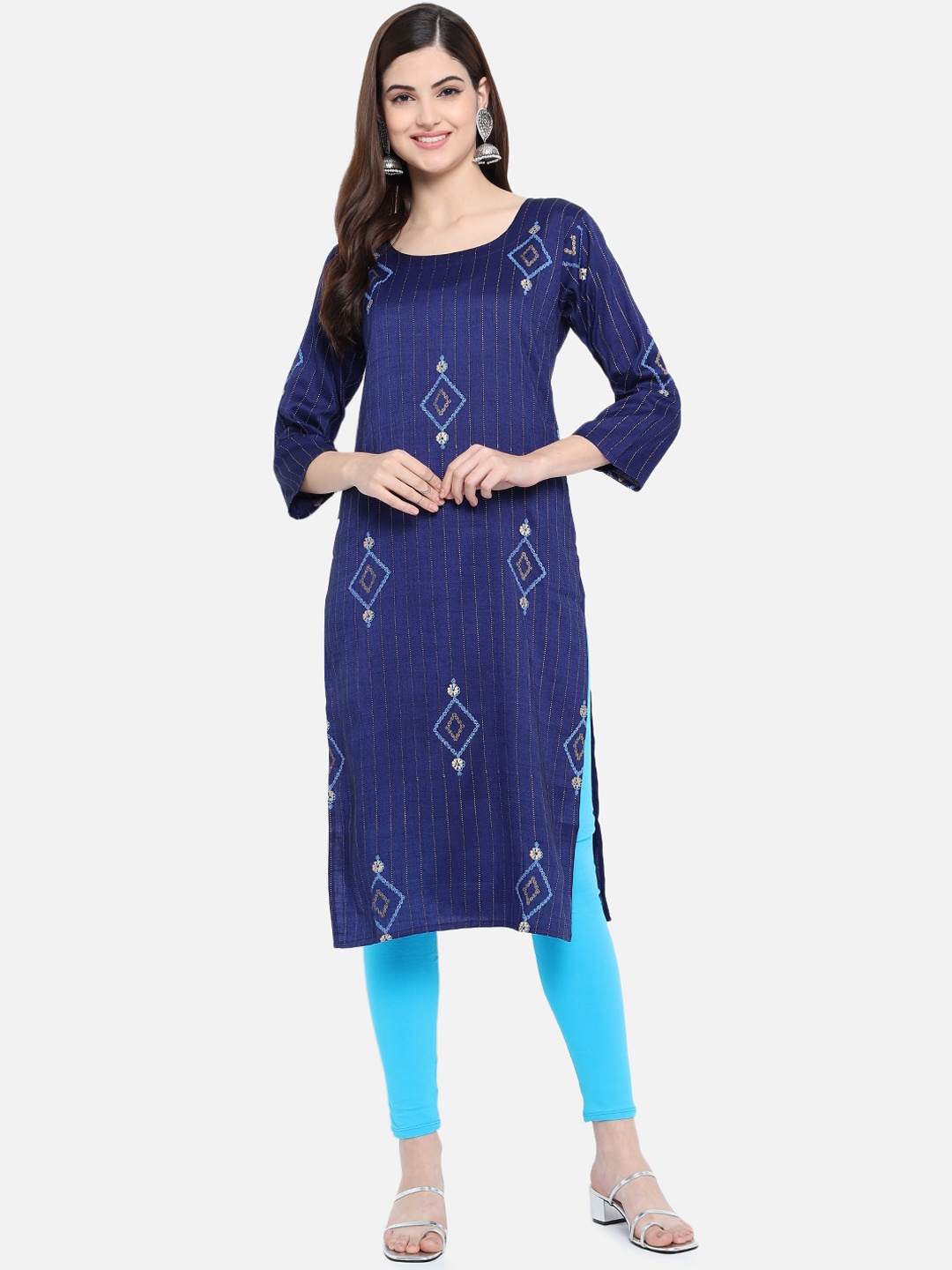 

GRACIT Women Navy Blue Printed Straight Kurti With Leggings