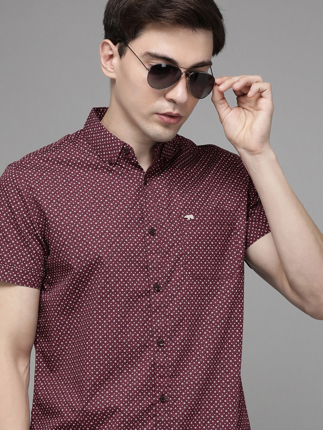 

THE BEAR HOUSE Men Maroon Slim Fit Printed Pure Cotton Casual Shirt