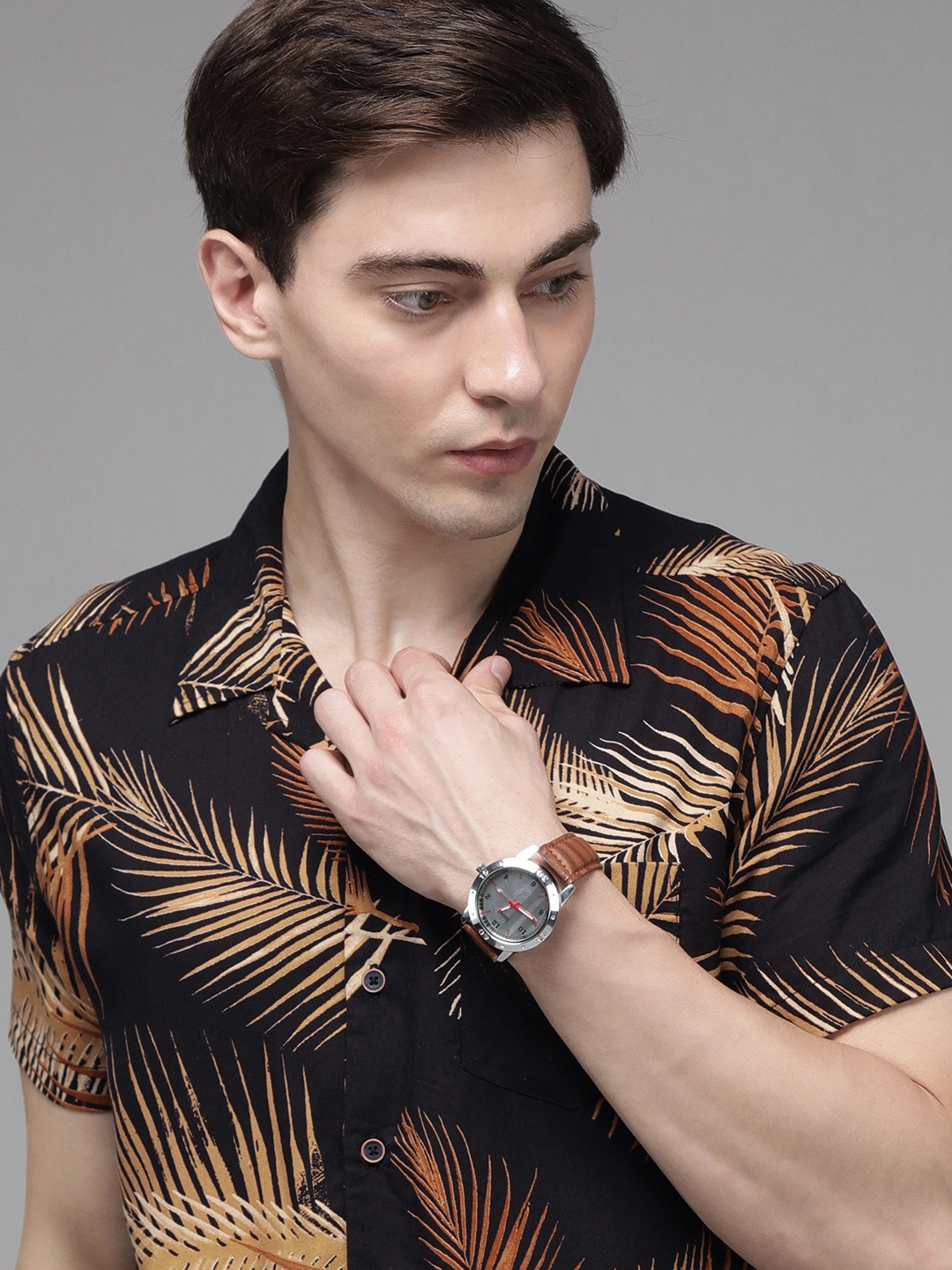 

THE BEAR HOUSE Men Black Slim Fit Printed Casual Shirt