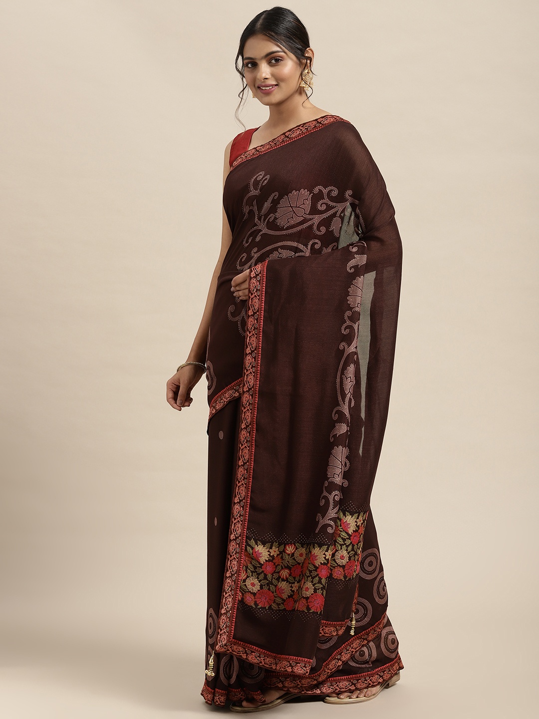 

Triveni Brown Beads and Stones Art Silk Chanderi Saree