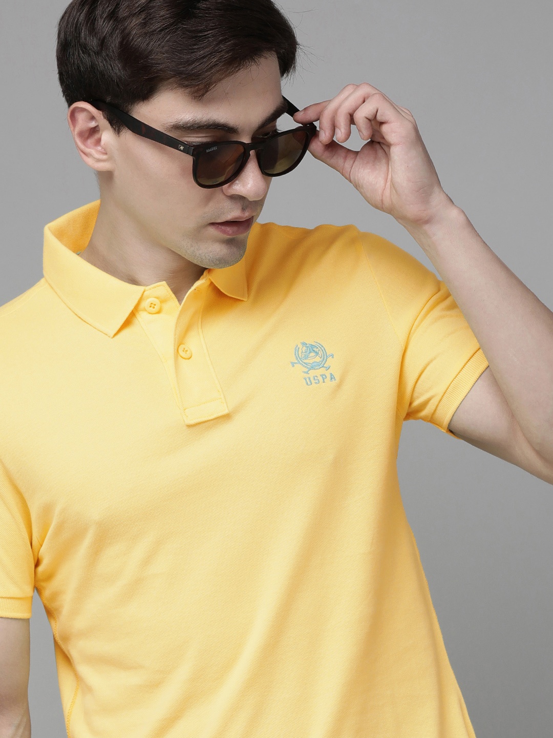 

U S Polo Assn Men Yellow Solid Polo Collar Slim Fit Pure Cotton T-shirt