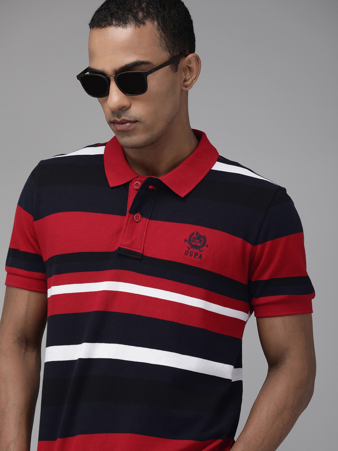 

U S Polo Assn Men Red & Navy Blue Colourblocked Polo Collar Slim Fit T-shirt