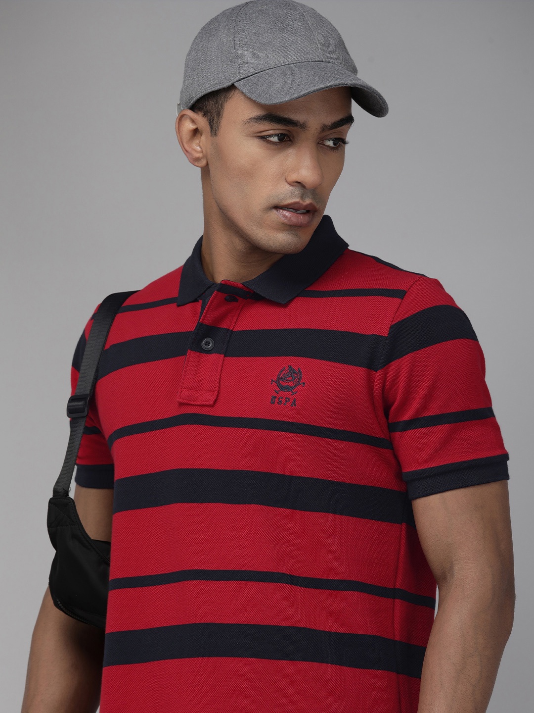 

U S Polo Assn Men Red & Navy Blue Colourblocked Polo Collar T-shirt