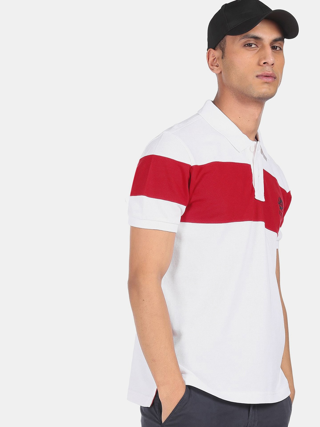 

U S Polo Assn Men White & Red Colourblocked Polo Collar Slim Fit T-shirt