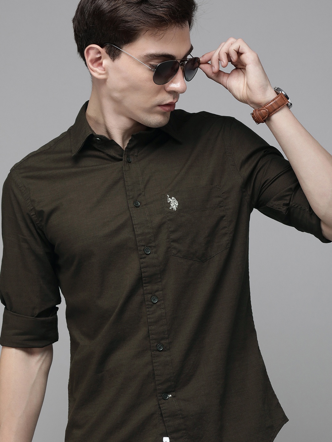 

U S Polo Assn Men Brown Solid Tailored Fit Casual Shirt