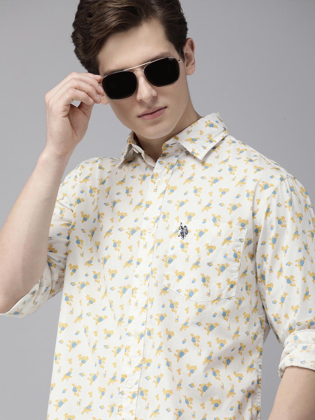 

U S Polo Assn Men White Tailored Fit Floral Printed Casual Shirt