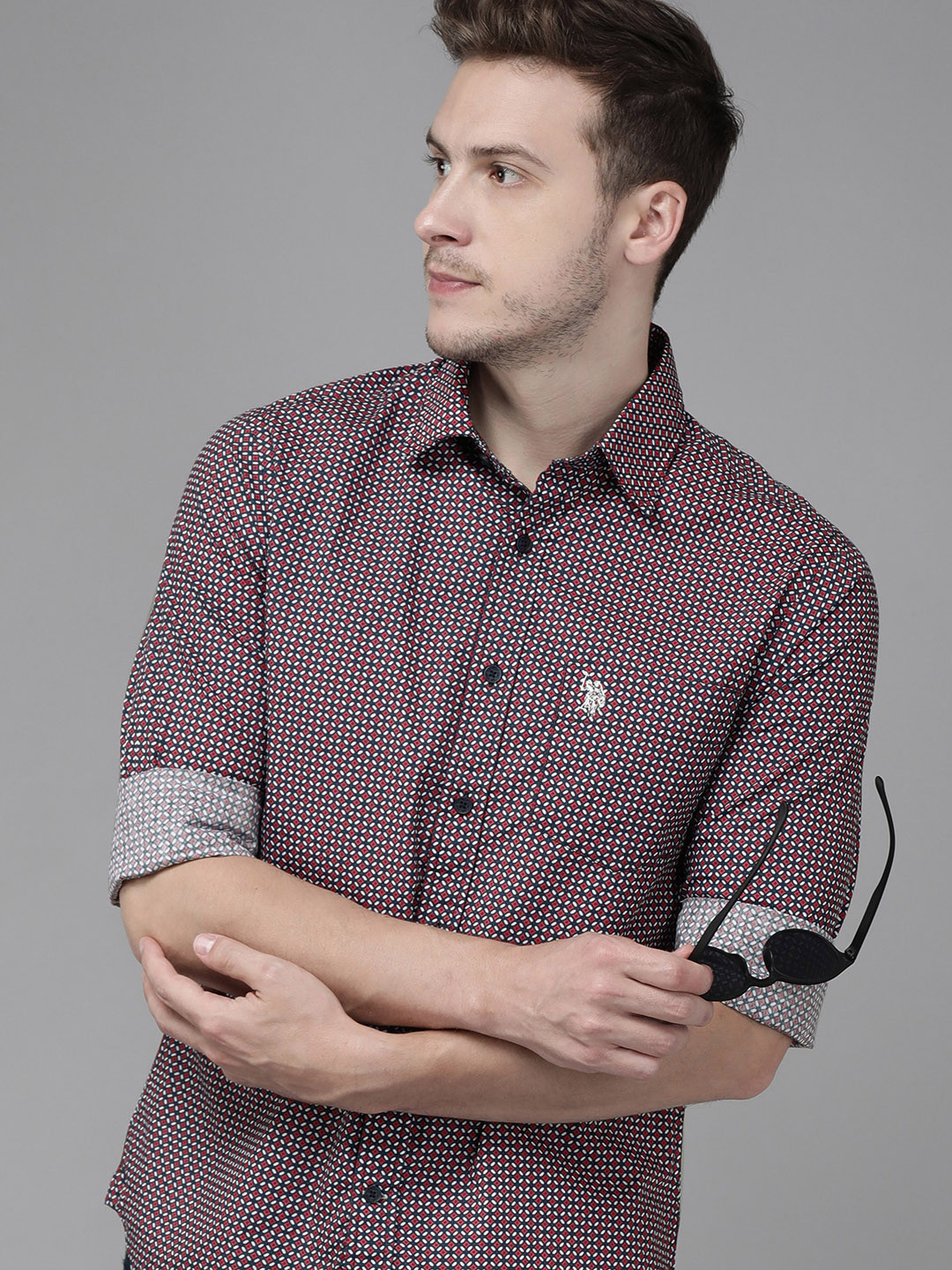 

U S Polo Assn Men Maroon & Navy Blue Tailored Fit Printed Casual Shirt