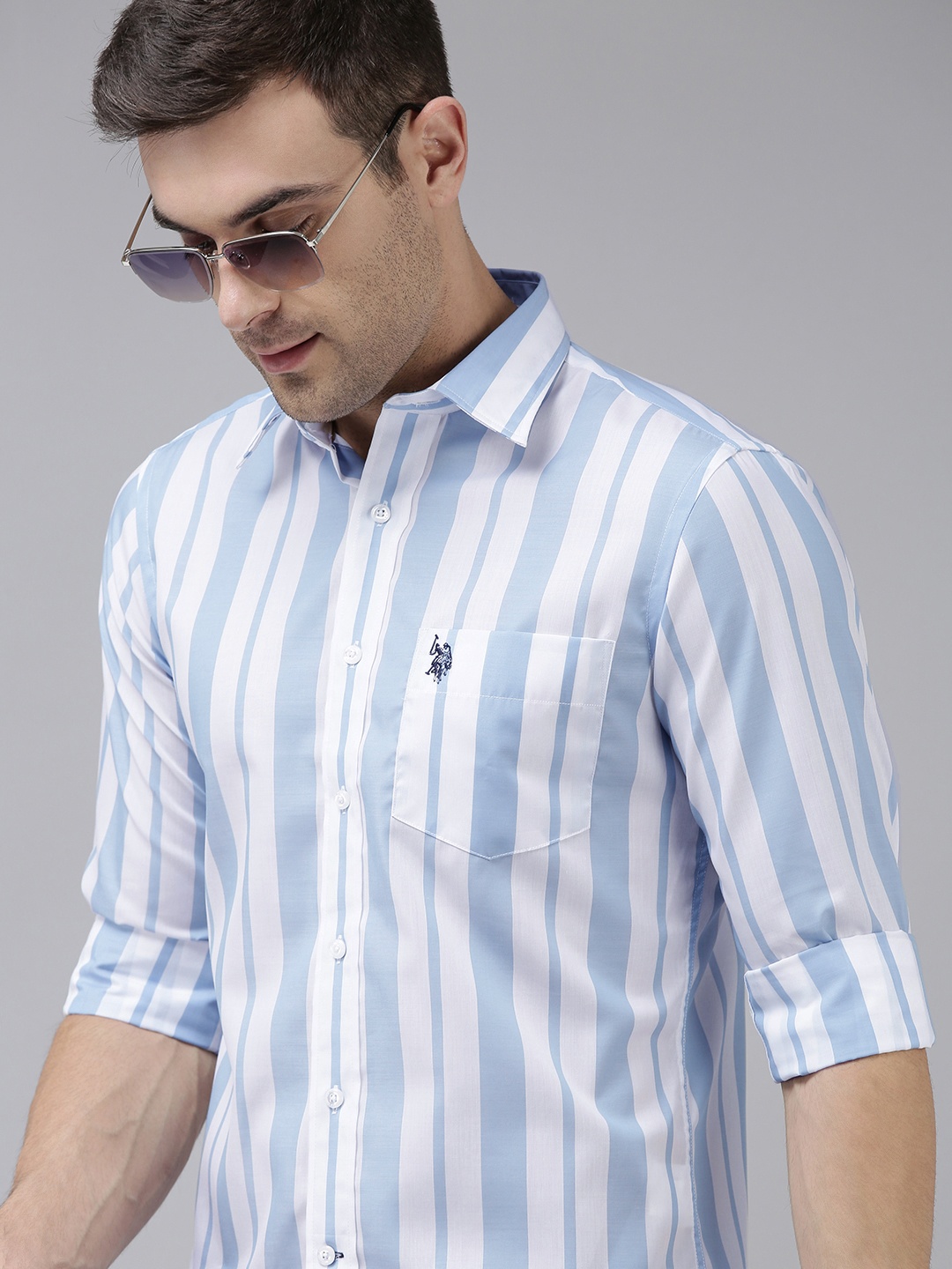 

U.S. Polo Assn. Men Blue & White Tailored Fit Striped Casual Shirt