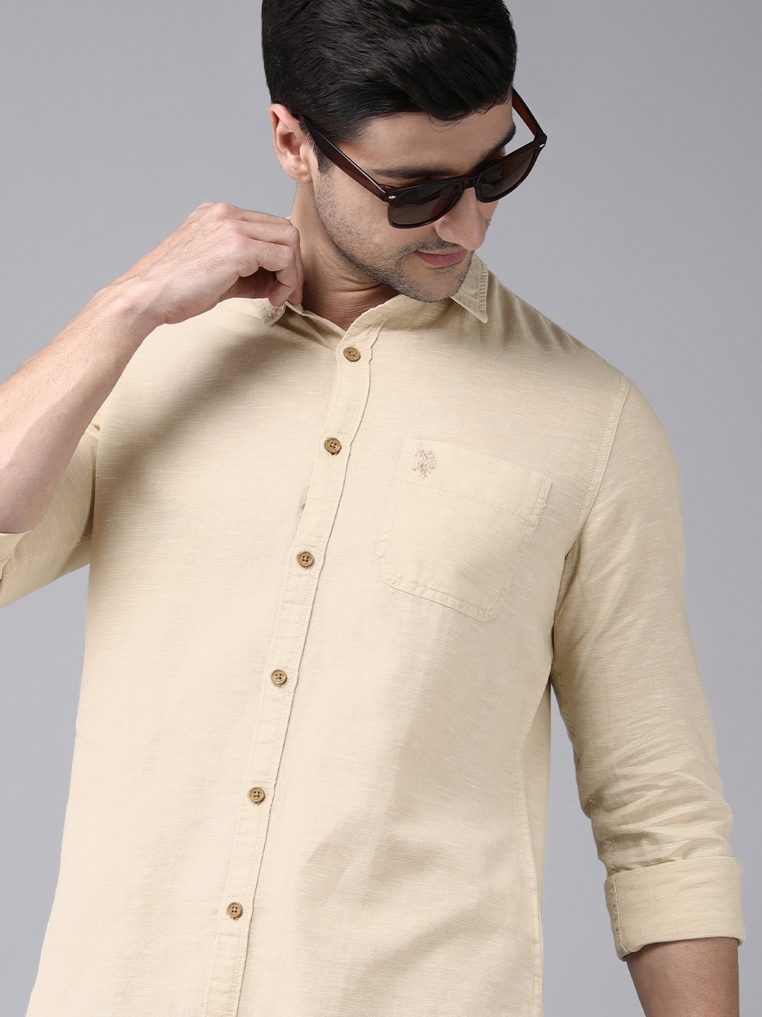 

U S Polo Assn Denim Co Men Beige Solid Casual Linen-Cotton Shirt