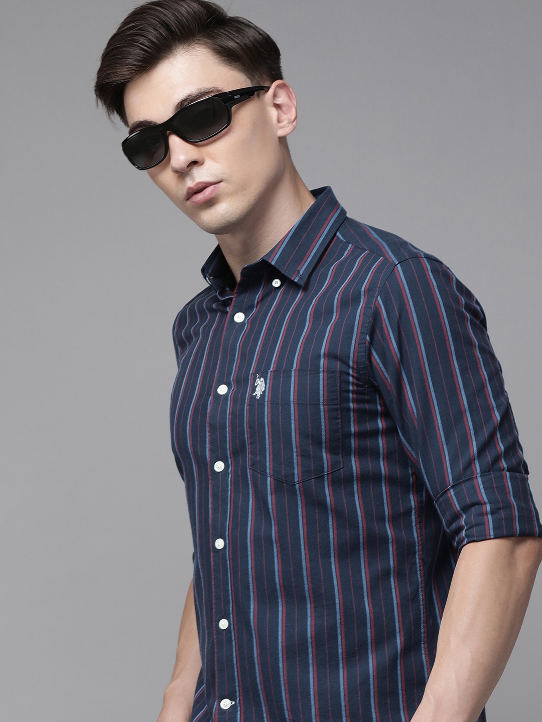 

U S Polo Assn Men Navy Blue And Red Tailored Fit Striped Casual Shirt