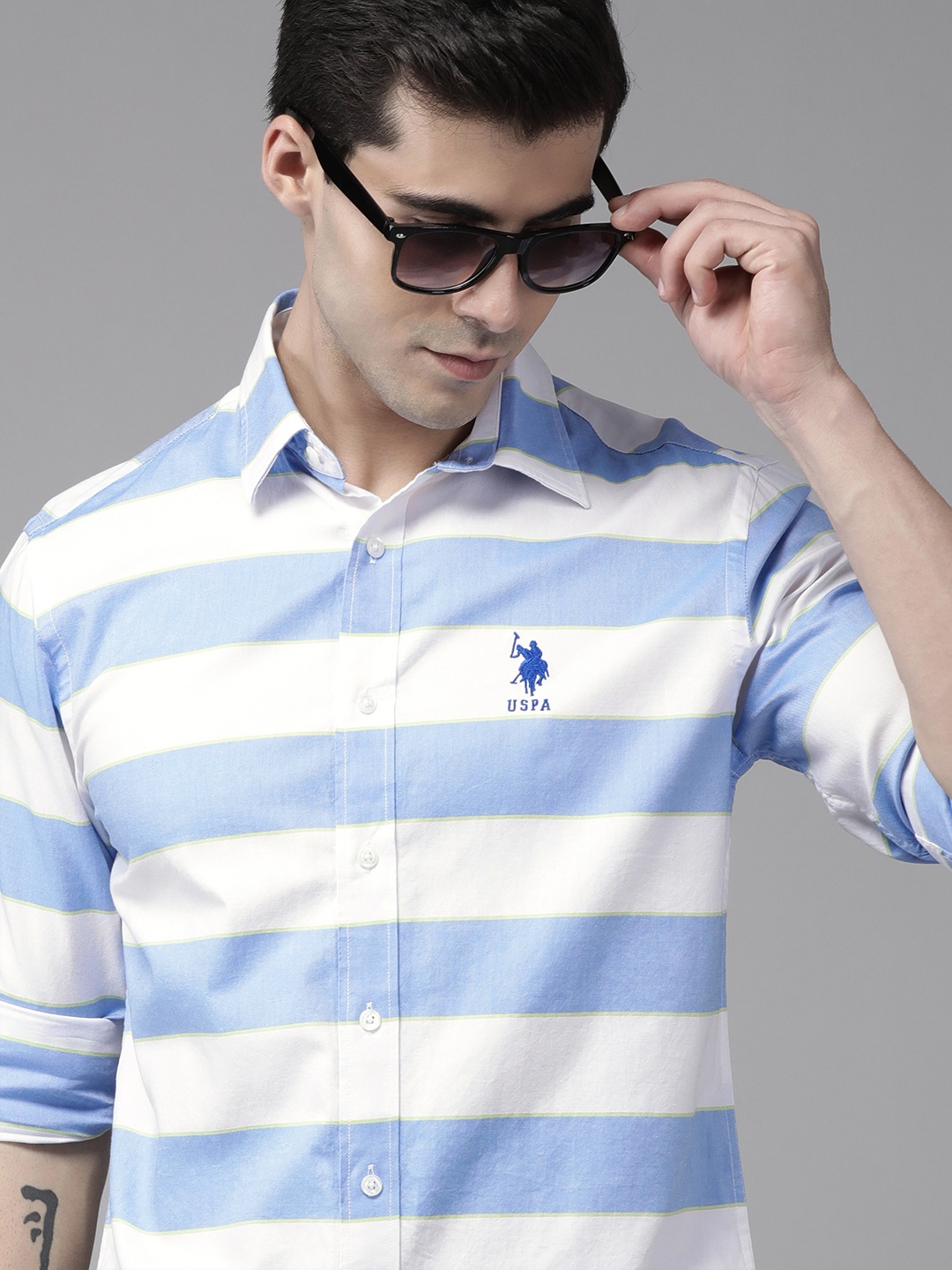 

U S Polo Assn Men Blue And White Tailored Fit Horizontal Striped Pure Cotton Casual Shirt