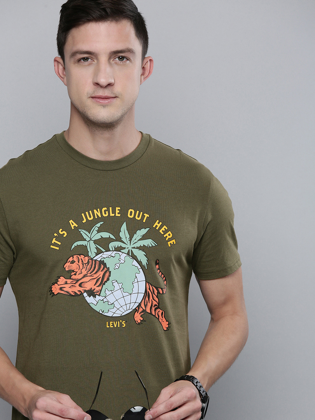 

Levis Men Olive Green Graphic Printed Pure Cotton Casual T-shirt