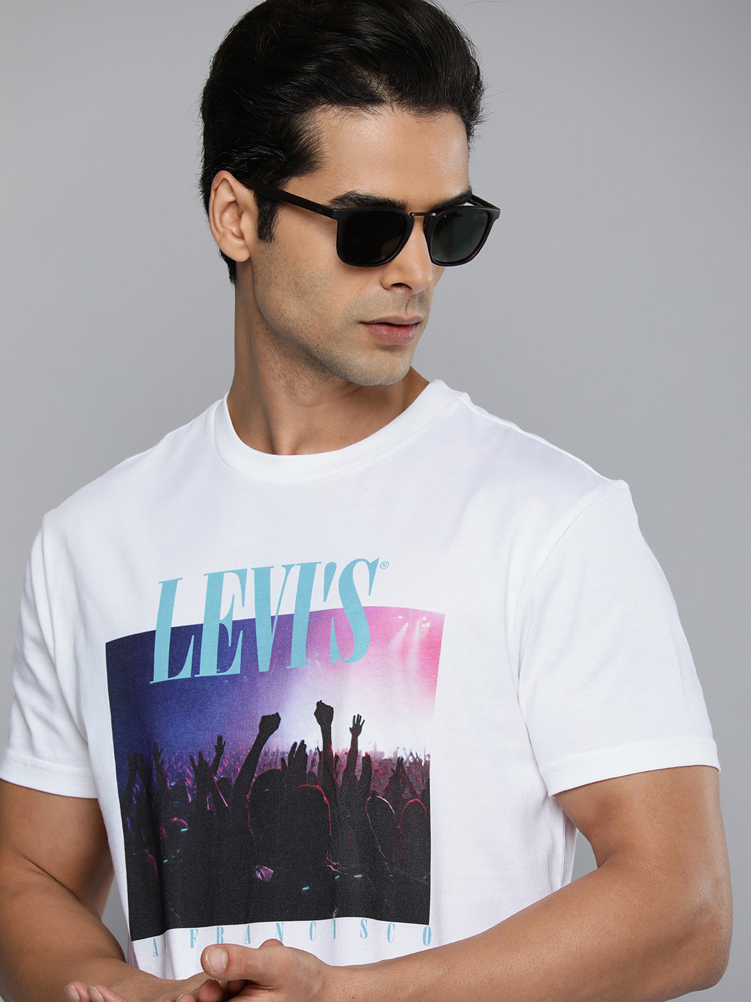 

Levis Men White Printed Round Neck T-shirt