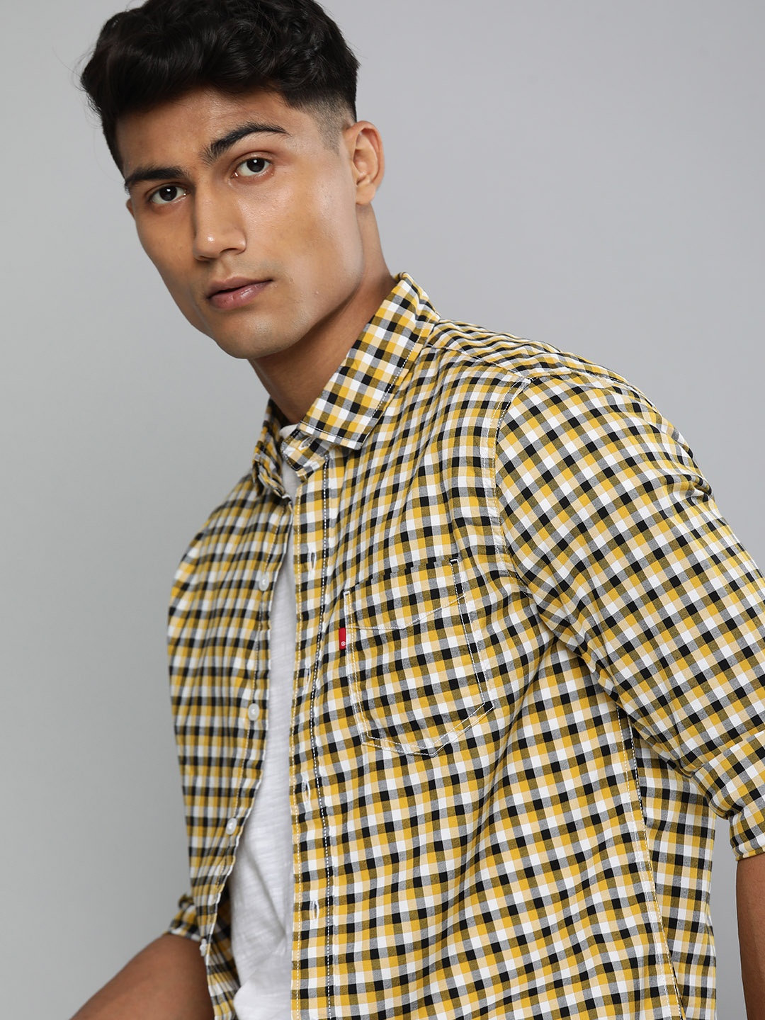 

Levis Men Yellow Slim Fit Micro Checked Pure Cotton Casual Shirt
