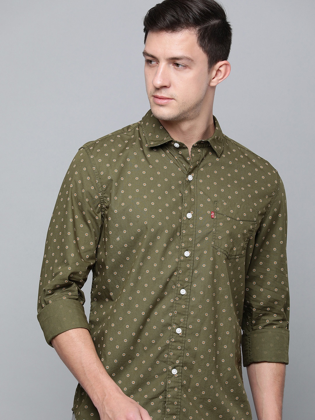 

Levis Men Olive Green & Yellow Pure Cotton Printed Slim Fit Casual Shirt