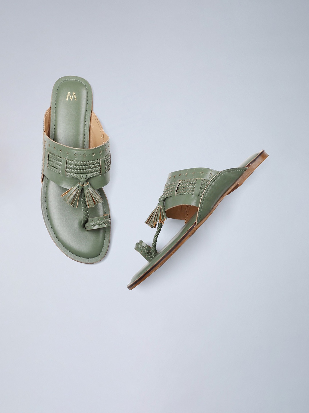 

W Women Green Ethnic One Toe Flats with Tassels