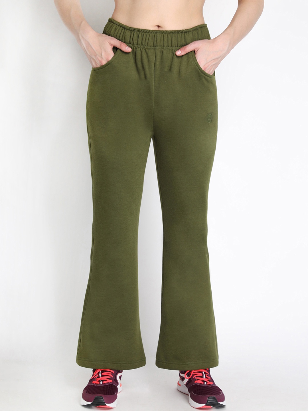 

CHKOKKO Women Green Solid Bootcut Fit Track Pants