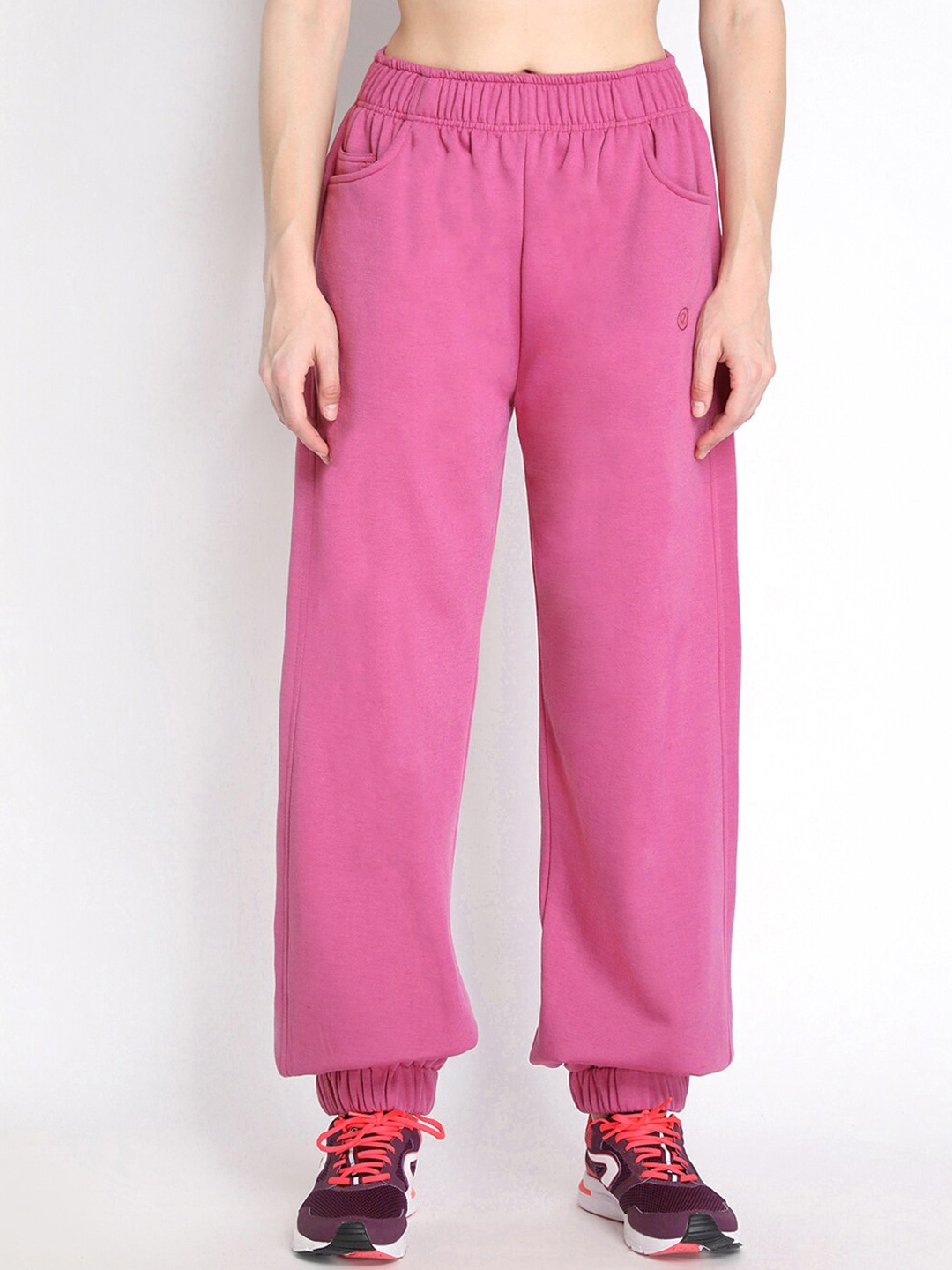 

CHKOKKO Women Magenta Pink Solid Relaxed-Fit Joggers
