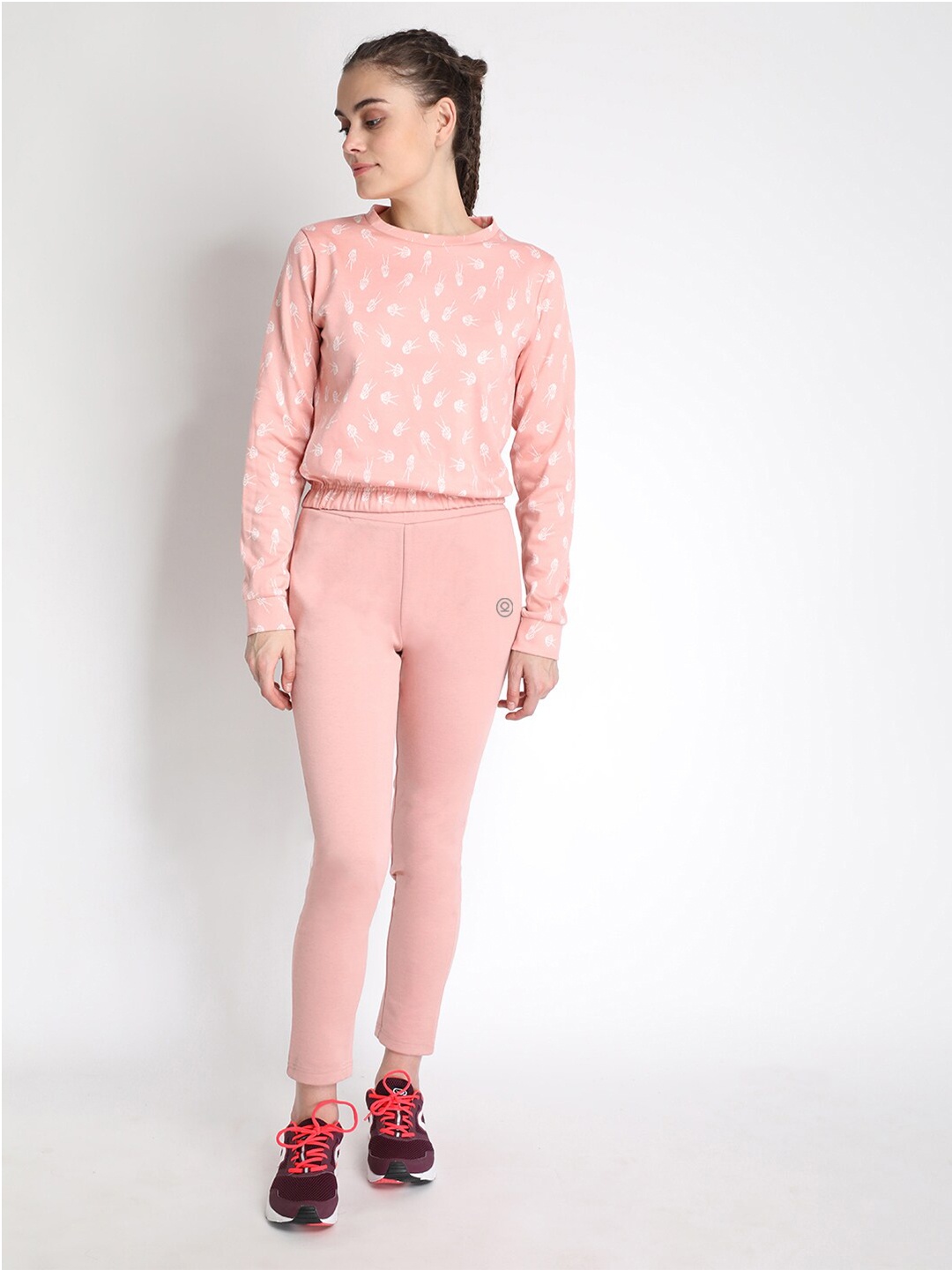 

Chkokko Women Peach-Coloured & White Printed Top With Pyjamas