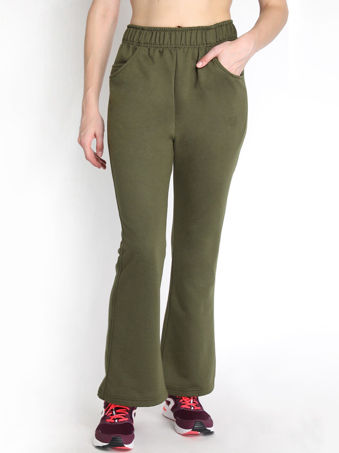 

CHKOKKO Women Olive Green Solid Bootcut Fit Track Pant