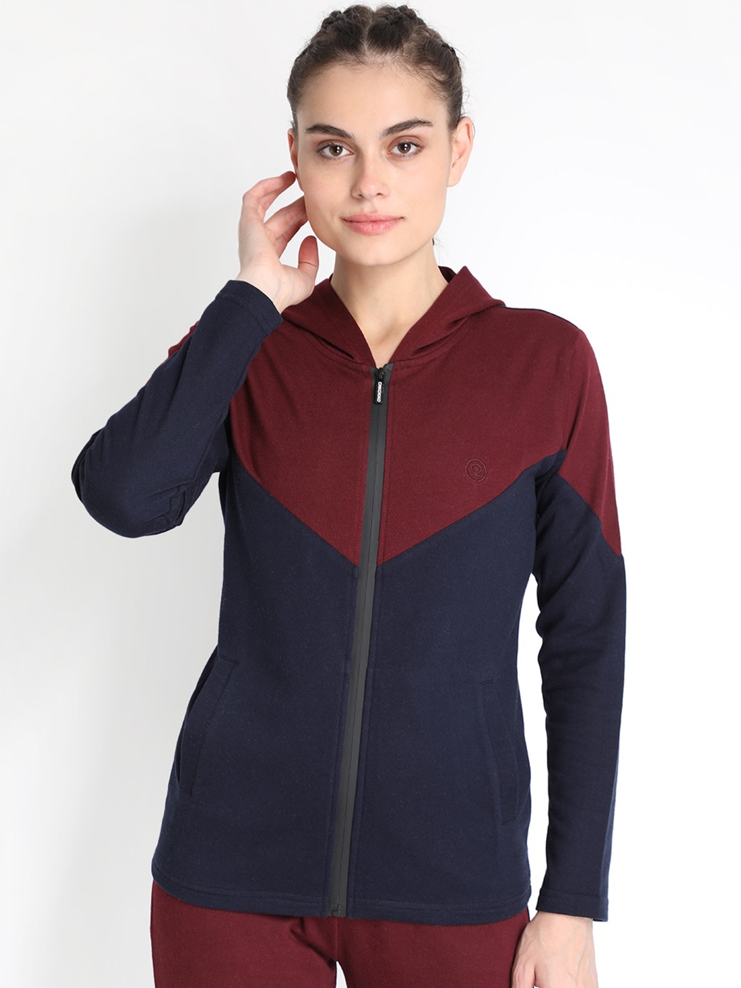 

CHKOKKO Women Maroon & Navy Blue Colourblocked Hooded Jacket