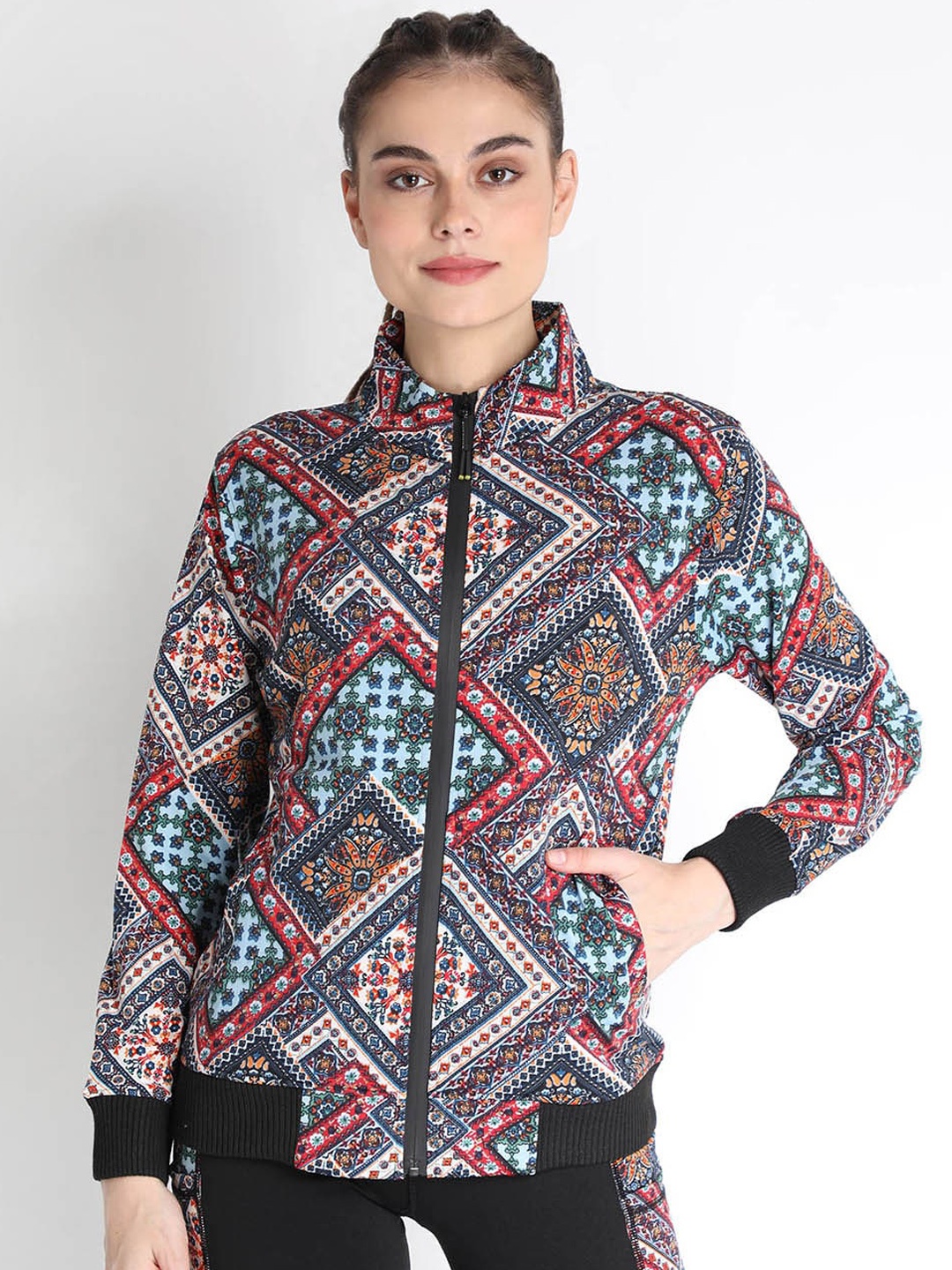 

CHKOKKO Women Red Blue Lightweight Crop Sporty Jacket