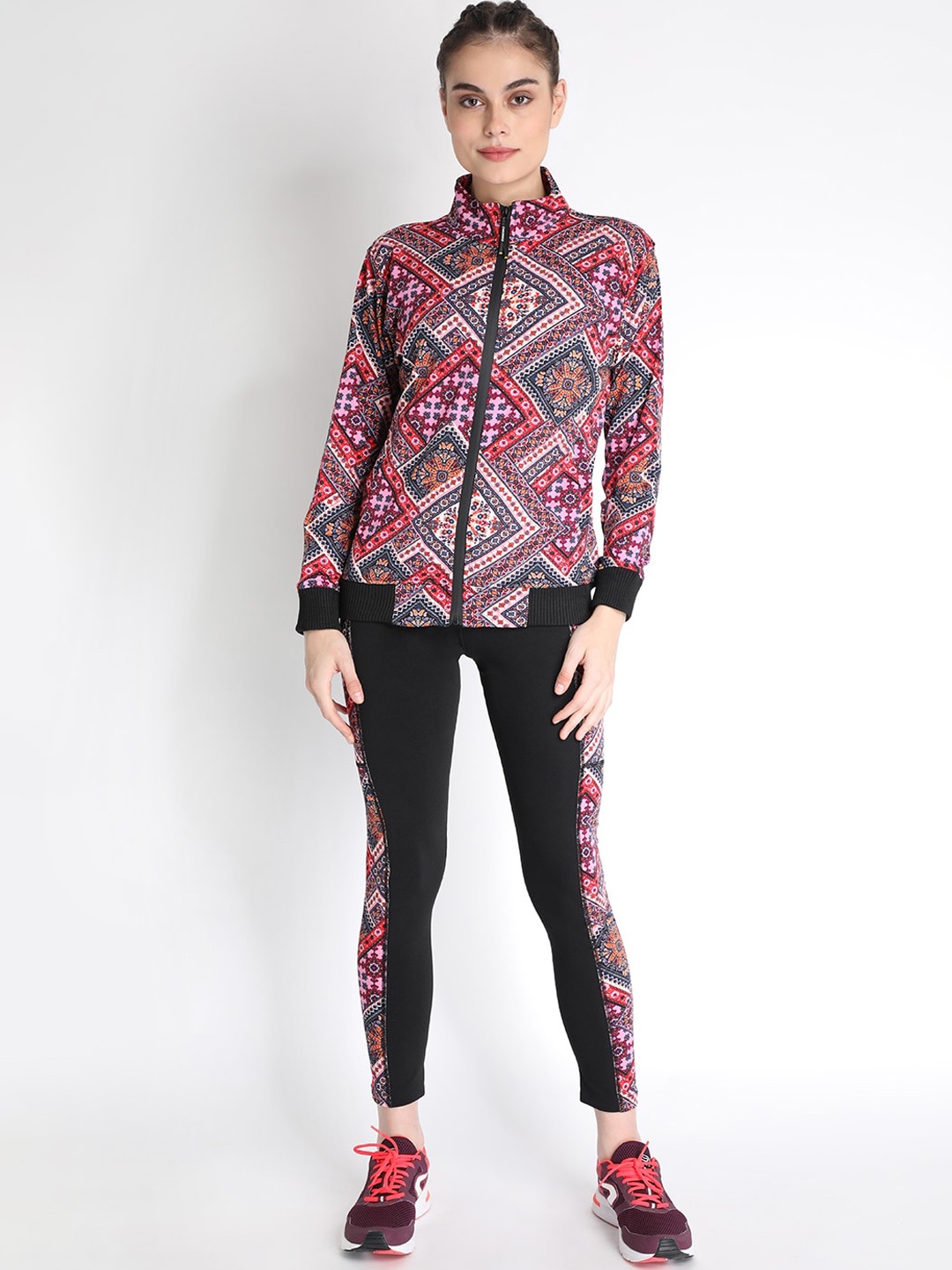 

Chkokko Women Pink & Black Geometric Printed Sports Tracksuit