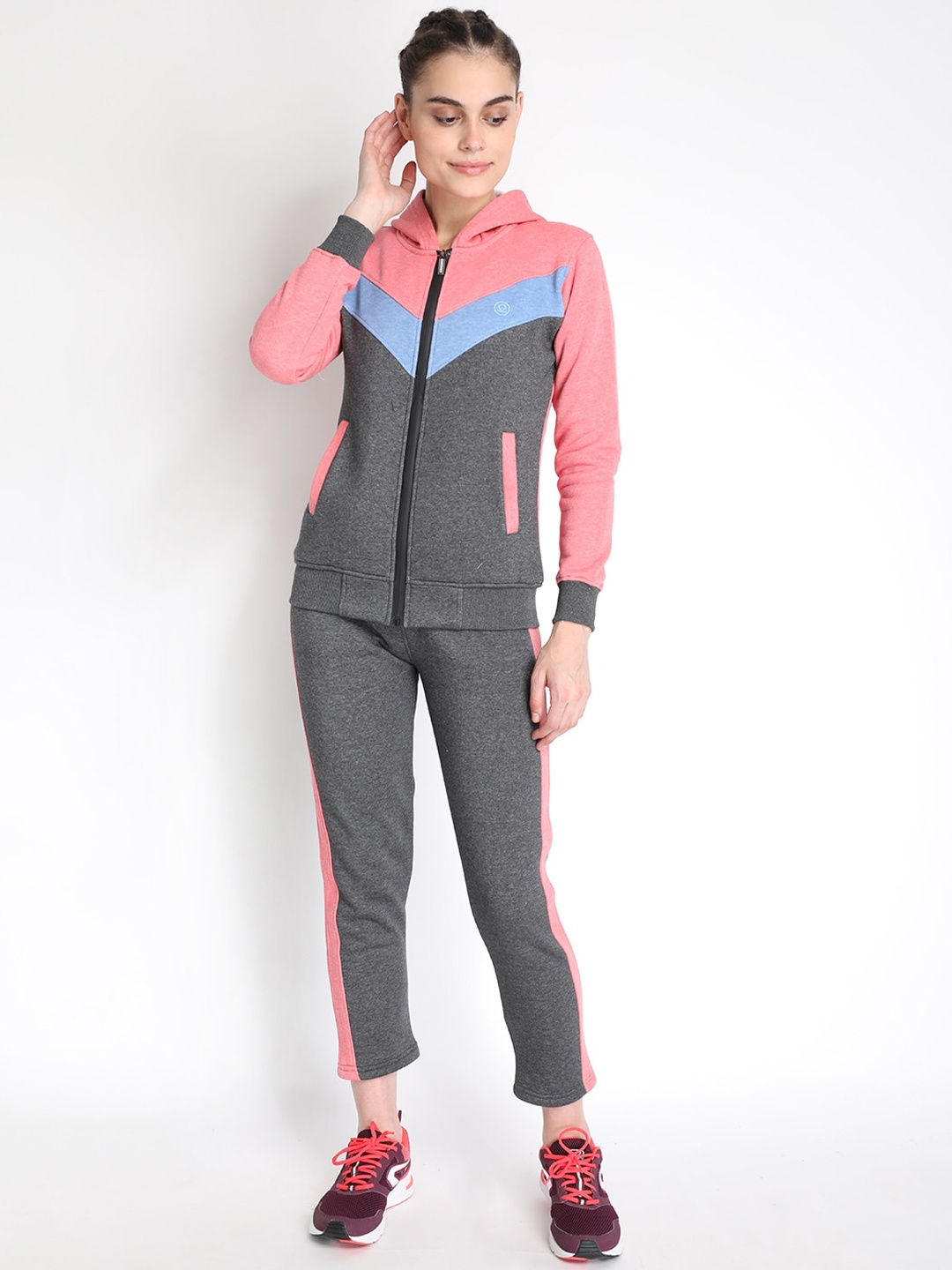 

Chkokko Women Pink & Grey Colourblocked Regular Fit Tracksuit