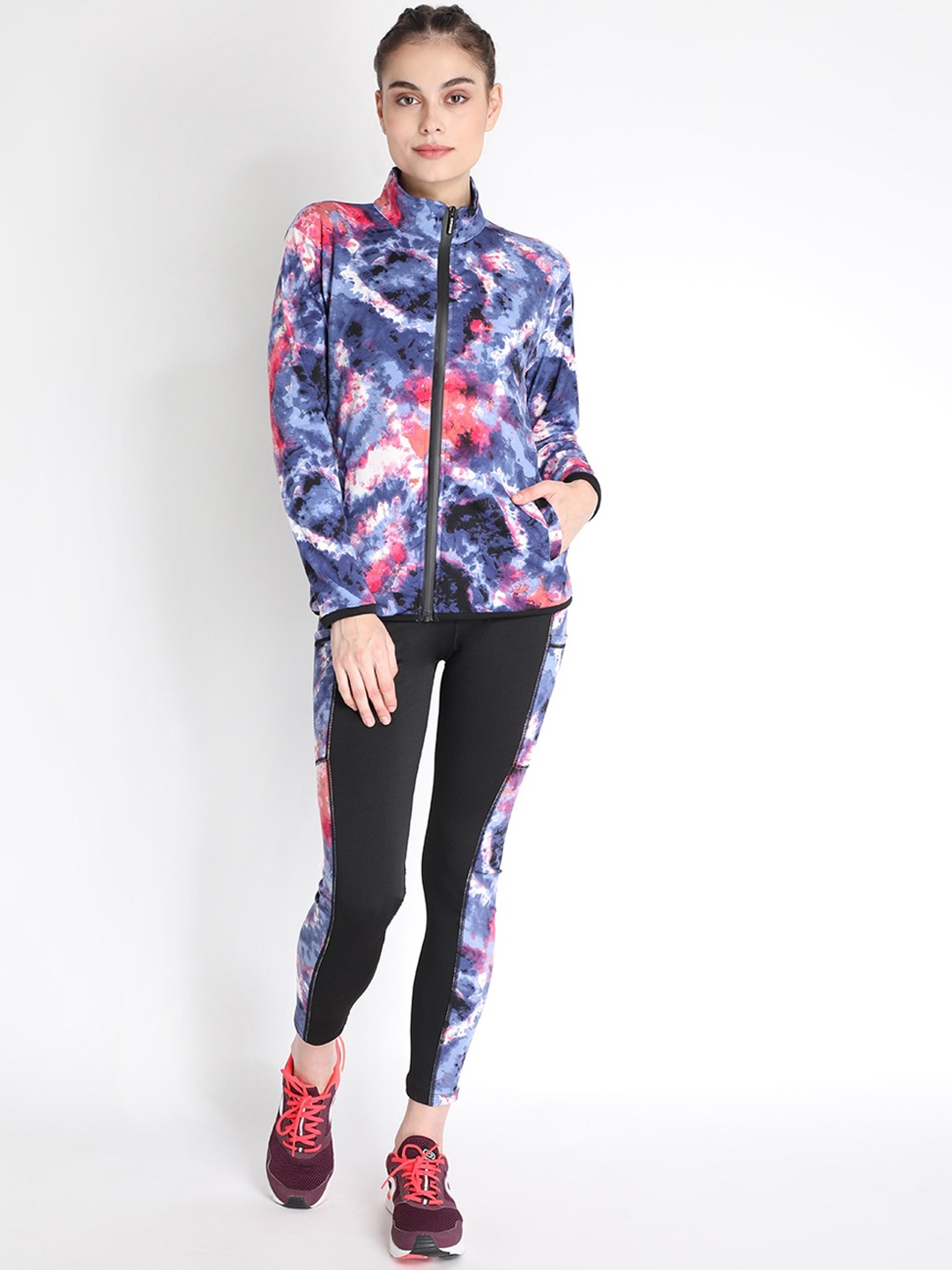 

Chkokko Women Blue & Black Textured Sports Tracksuit