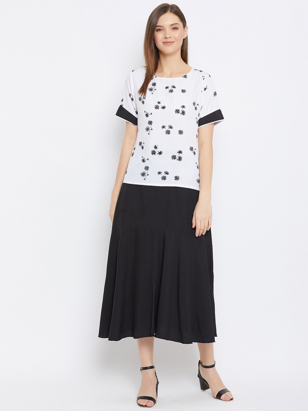 

Bitterlime Women White & Black Printed Top with Skirt