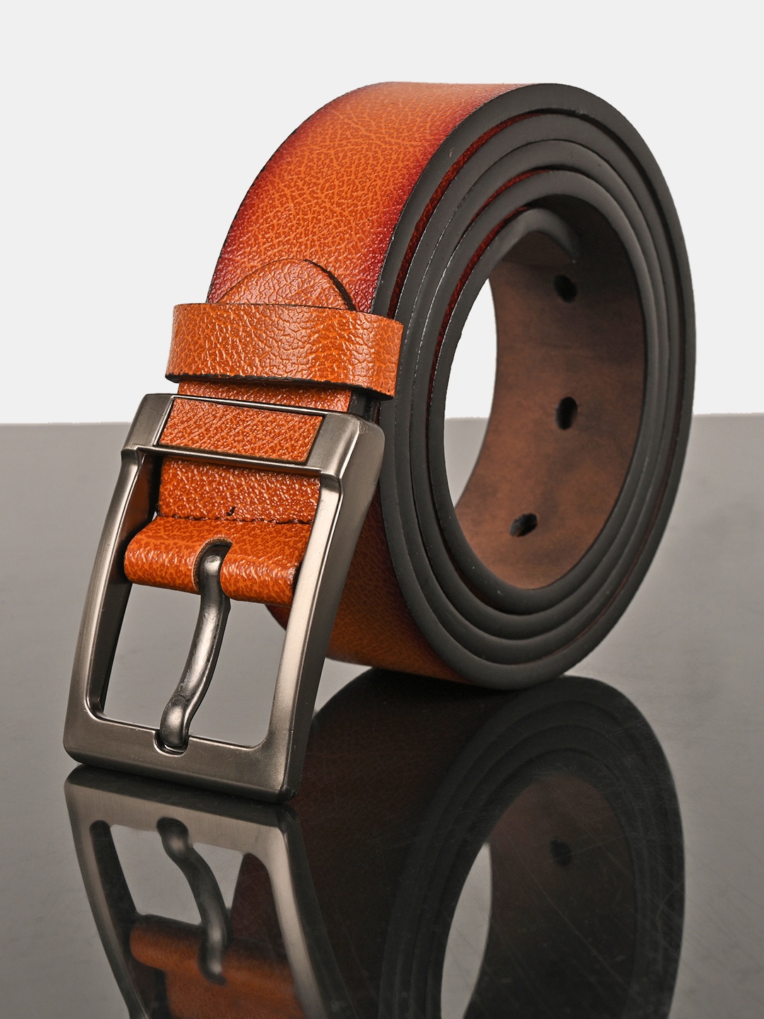 

BuckleUp Men Tan Belt