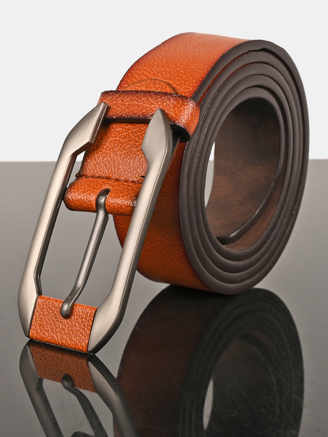 

BuckleUp Men Tan Leather Belt