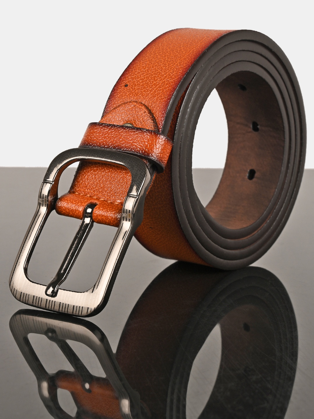

BuckleUp Men Tan Solid Belt