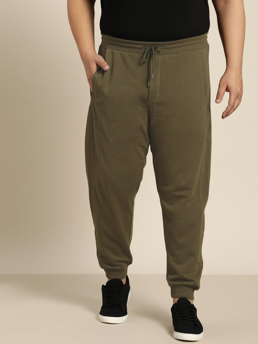 

Sztori Men Plus Size Olive Green Solid Joggers