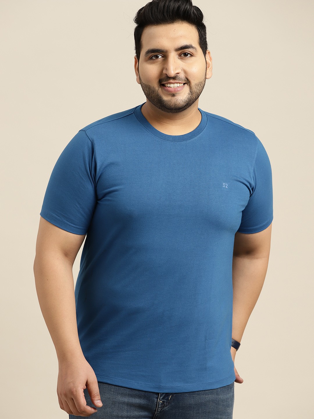 

Sztori Men Plus Size Blue Solid T-shirt