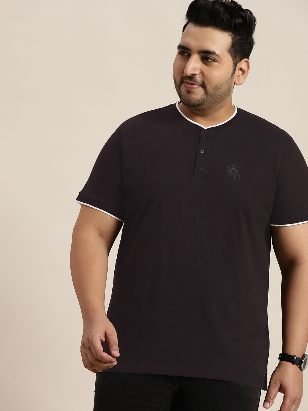 

Sztori Men Plus Size Black Solid Pure Cotton T-shirt