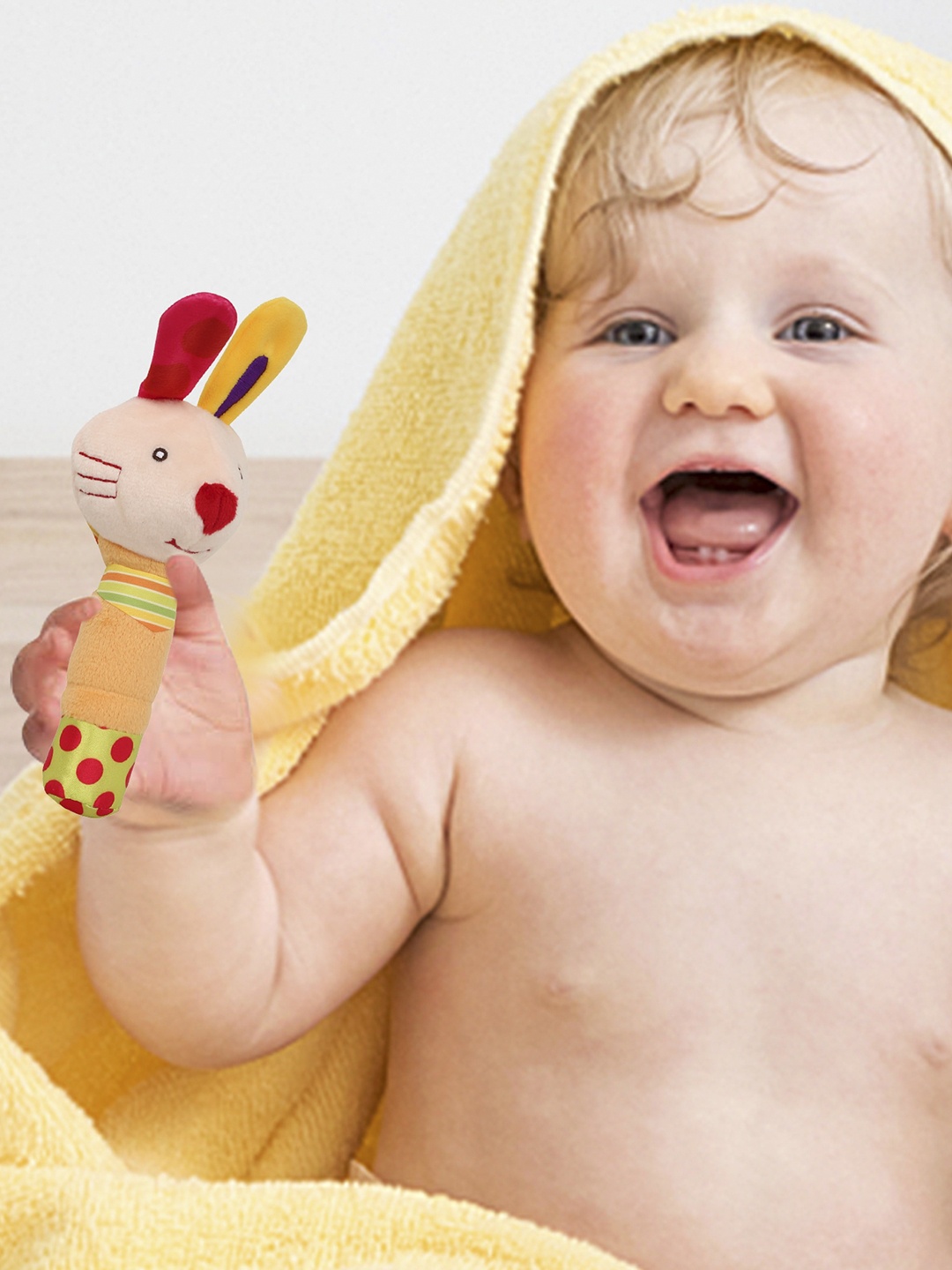 

Baby Moo Unisex Kids Multicolour Big Earred Rabbit Handheld Rattle, Multi