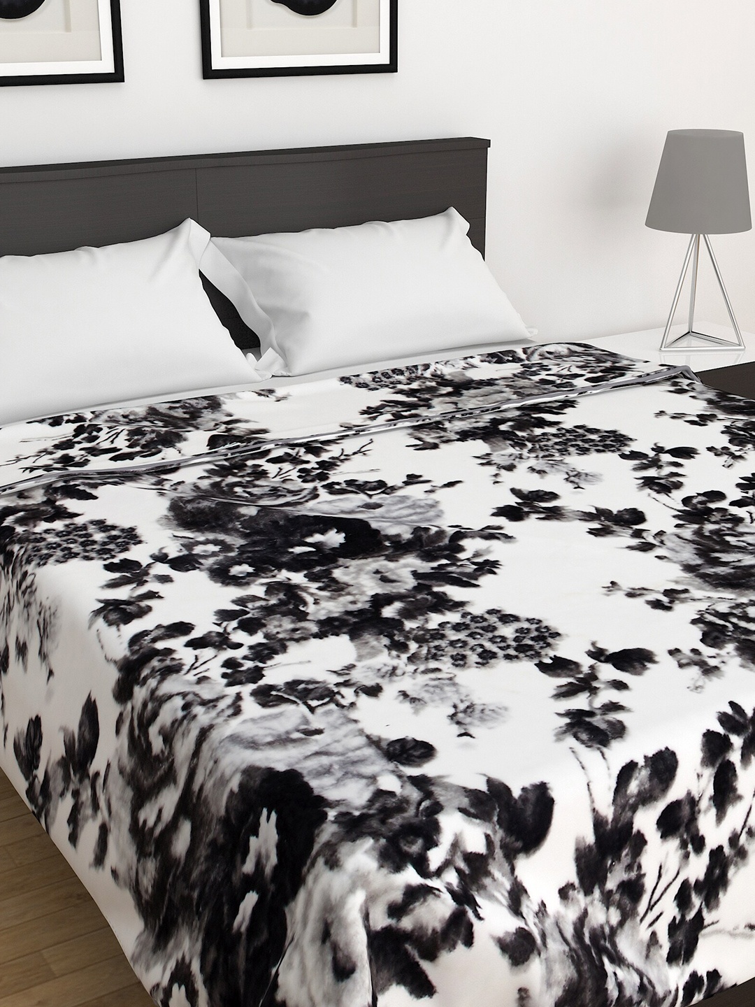 

Home Centre 150 GSM Grey Printed Polyester Comforter