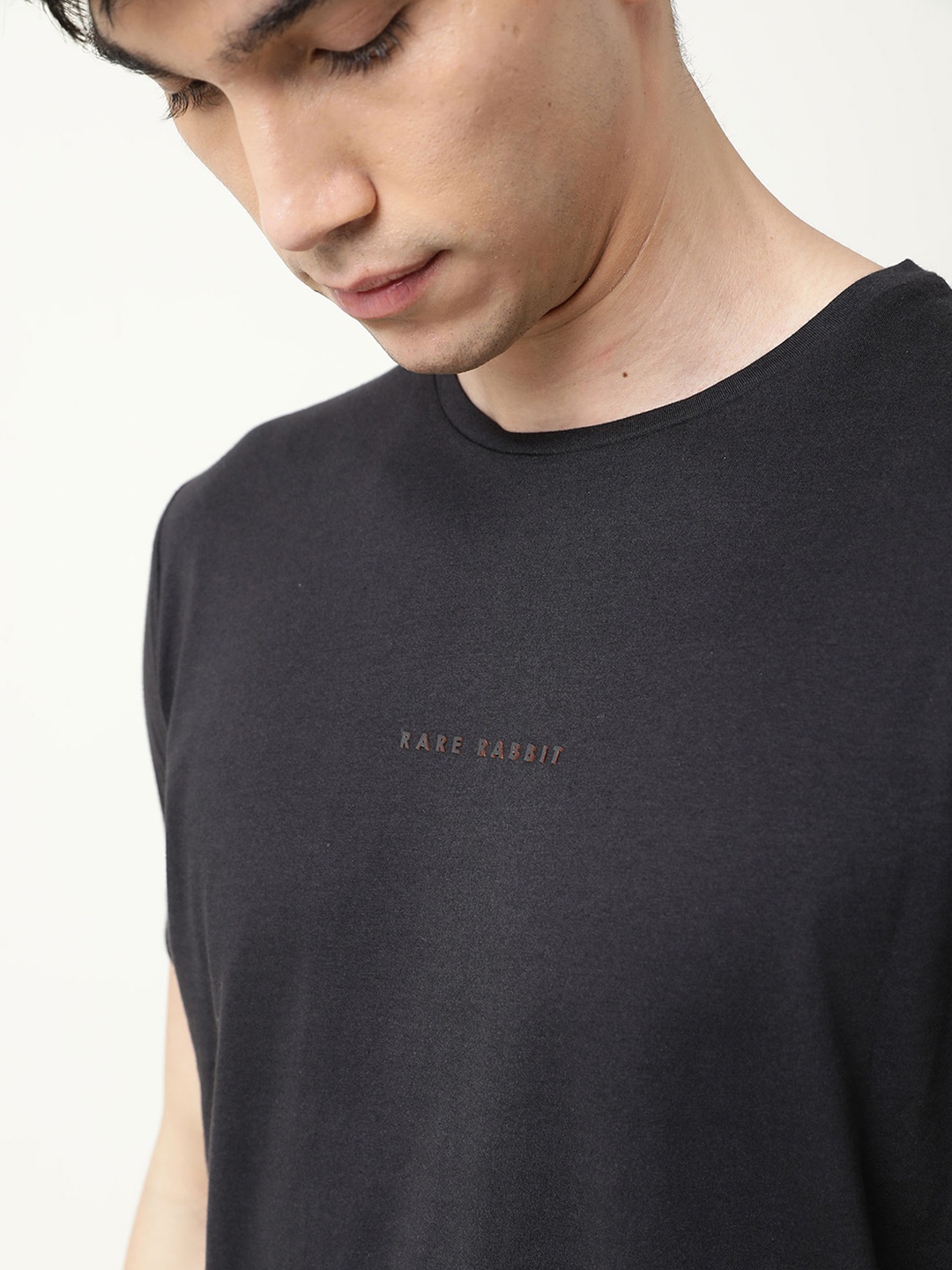 

RARE RABBIT Men Rabbit-4 Solid Cotton Slim Fit T-Shirt, Black