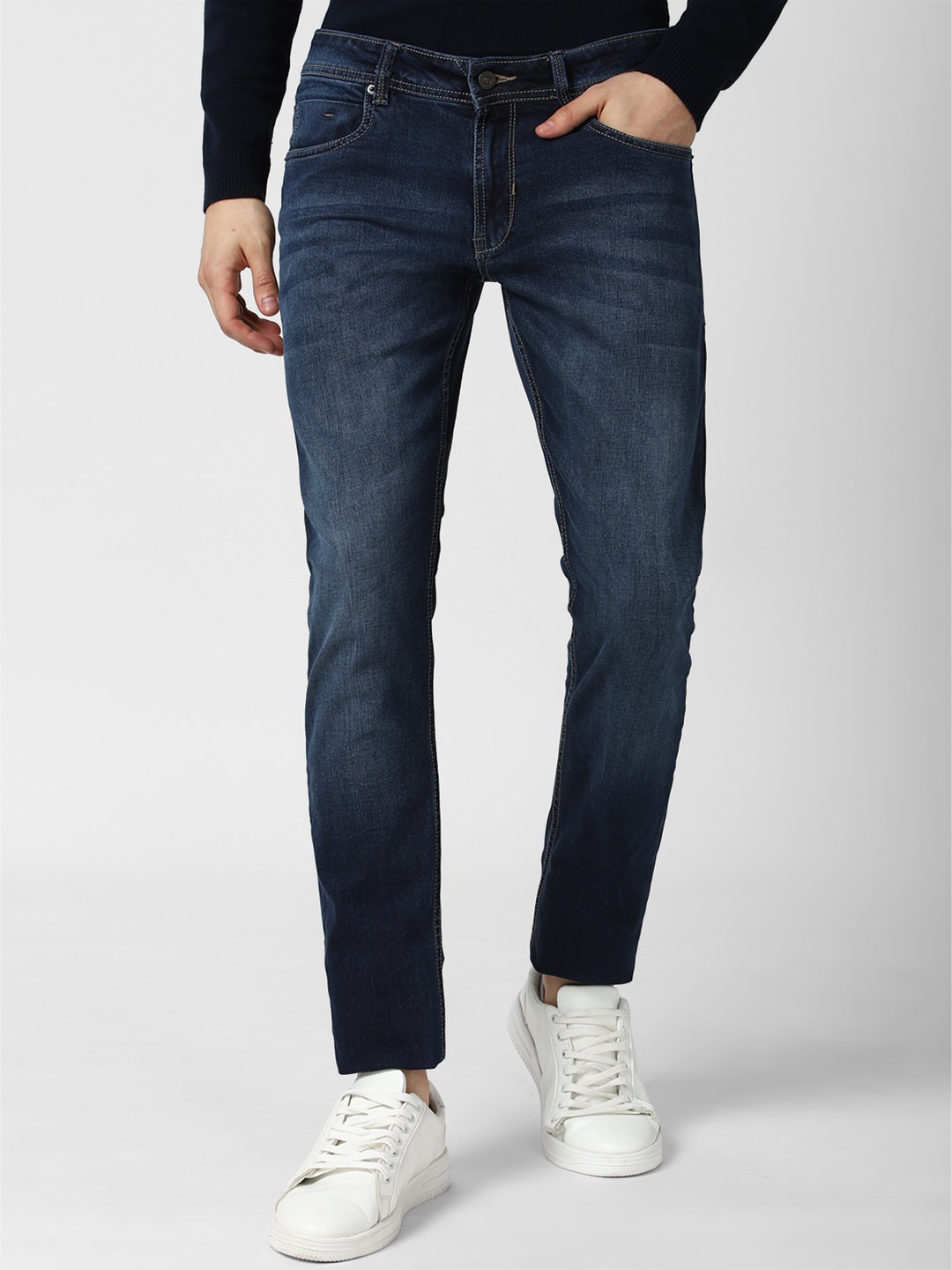 

Peter England Casuals Men Navy Blue Skinny Fit Low Distress Light Fade Jeans