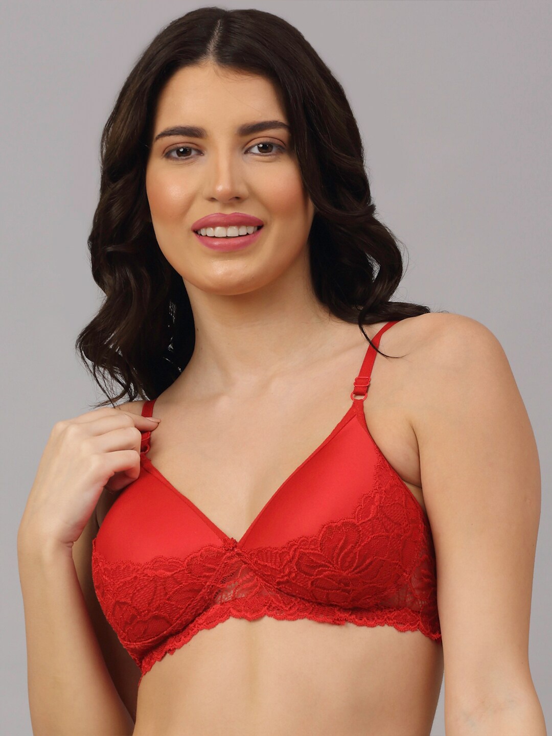 

PrettyCat Woman Red Lace Lightly Padded Bra