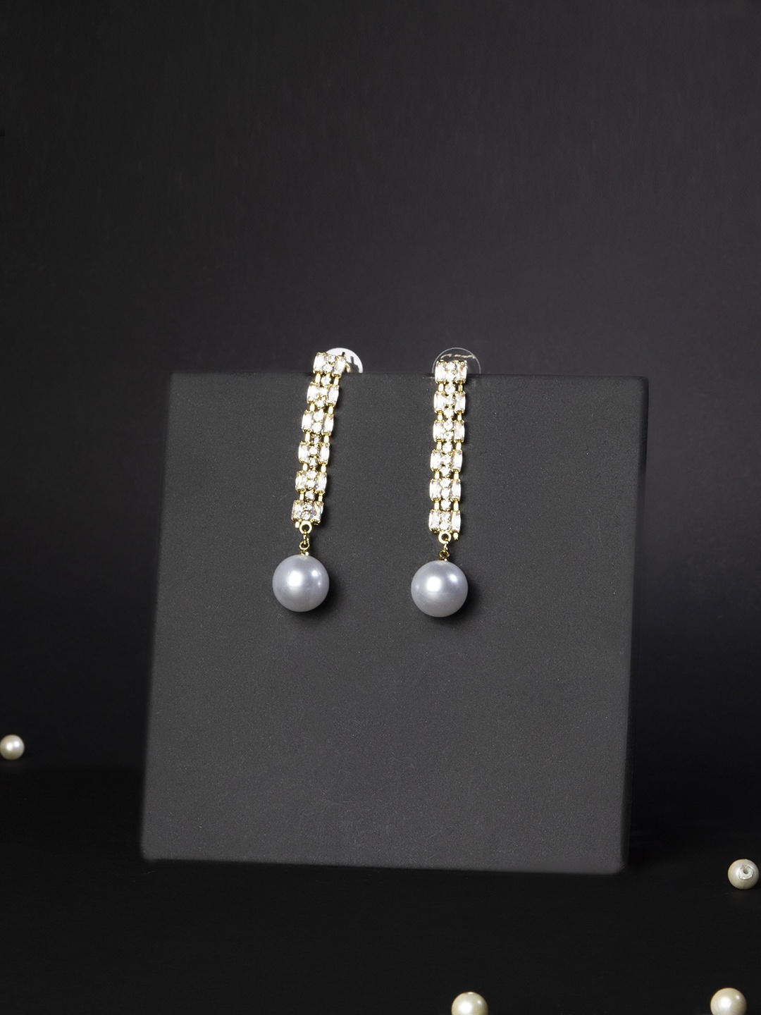 

Kazo Gold-Plated Teardrop Shaped Drop Earrings