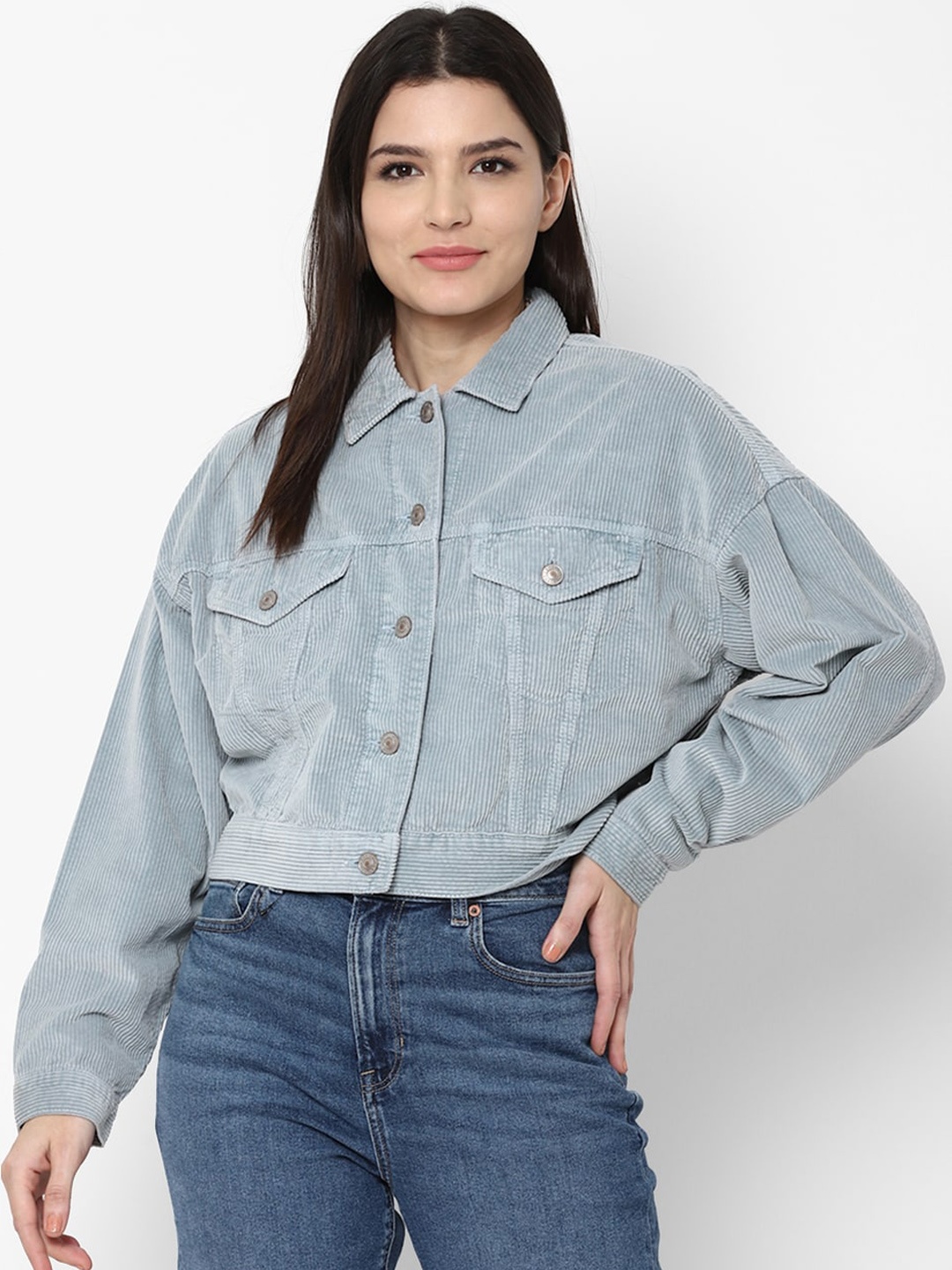 

AMERICAN EAGLE OUTFITTERS Women Blue Colourblocked Crop Denim Jacket